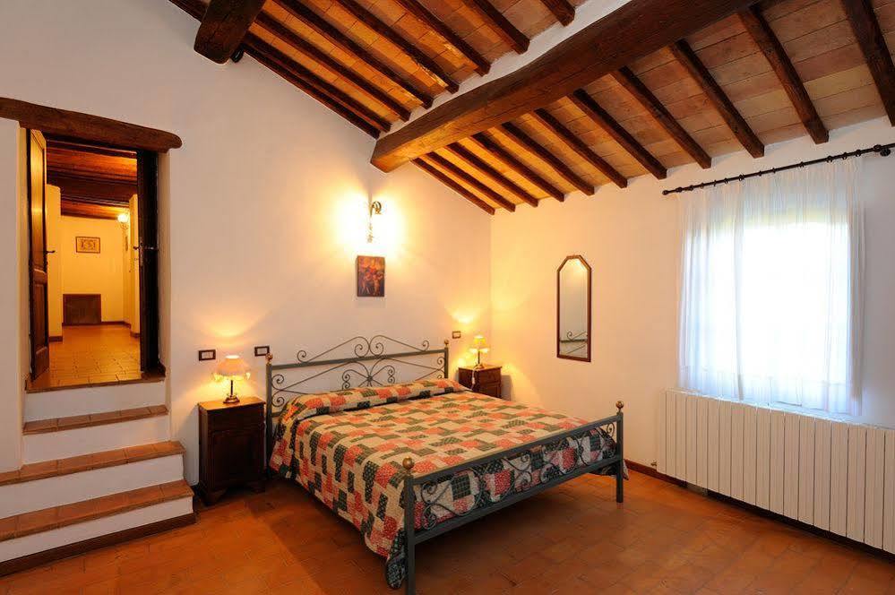 Hôtel Relais Borgo Torale à Passignano sul Trasimeno Extérieur photo