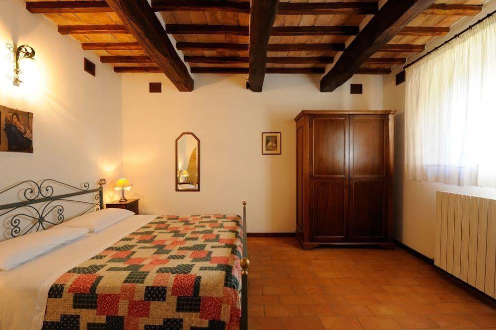 Hôtel Relais Borgo Torale à Passignano sul Trasimeno Extérieur photo