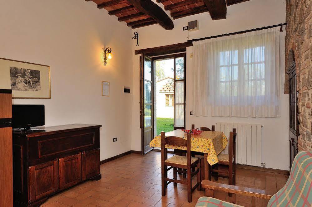 Hôtel Relais Borgo Torale à Passignano sul Trasimeno Extérieur photo