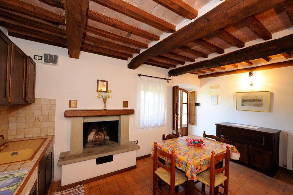 Hôtel Relais Borgo Torale à Passignano sul Trasimeno Extérieur photo