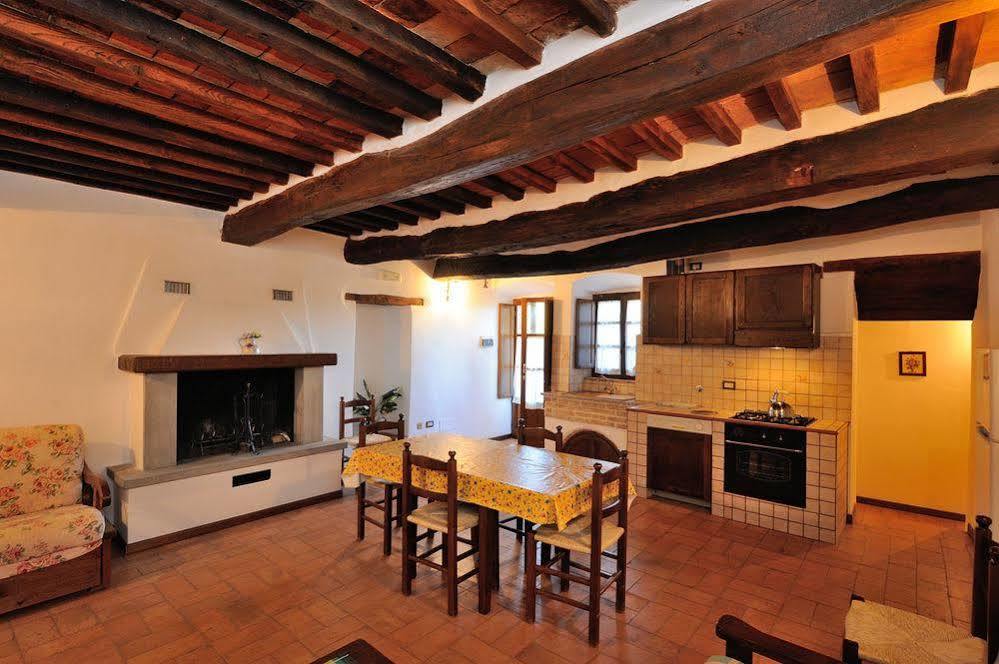 Hôtel Relais Borgo Torale à Passignano sul Trasimeno Extérieur photo