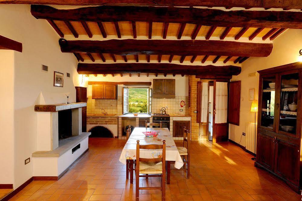Hôtel Relais Borgo Torale à Passignano sul Trasimeno Extérieur photo