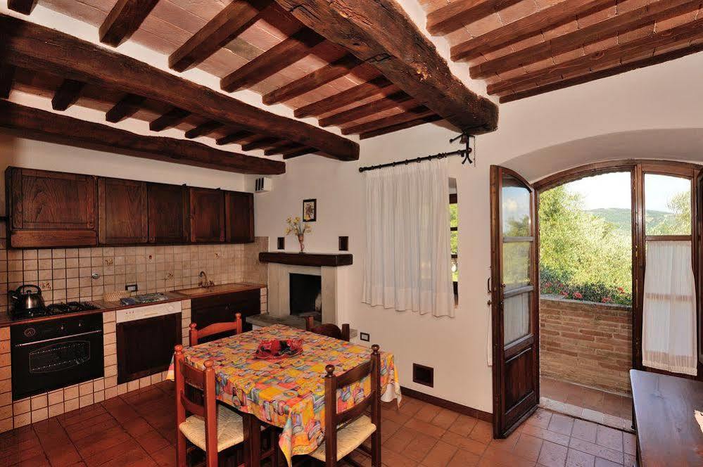 Hôtel Relais Borgo Torale à Passignano sul Trasimeno Extérieur photo
