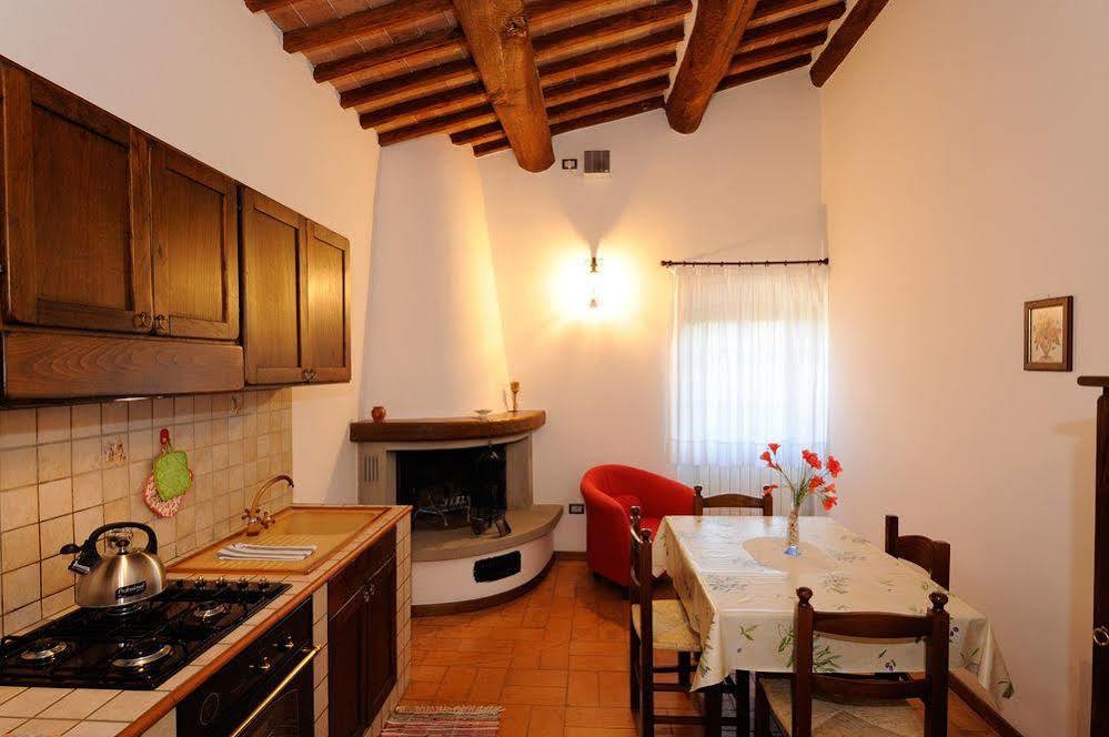 Hôtel Relais Borgo Torale à Passignano sul Trasimeno Extérieur photo