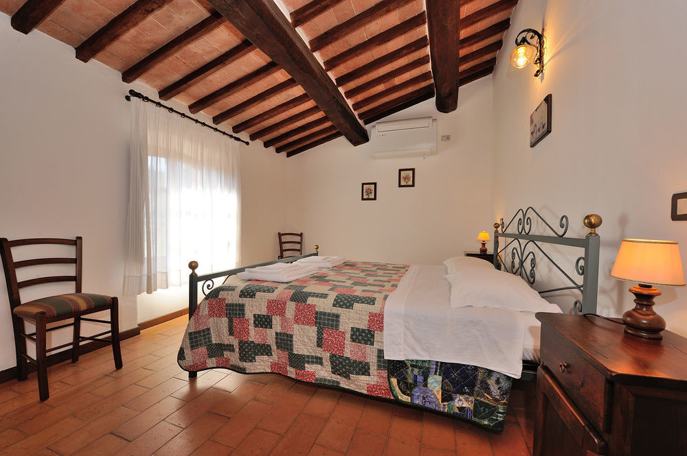 Hôtel Relais Borgo Torale à Passignano sul Trasimeno Extérieur photo