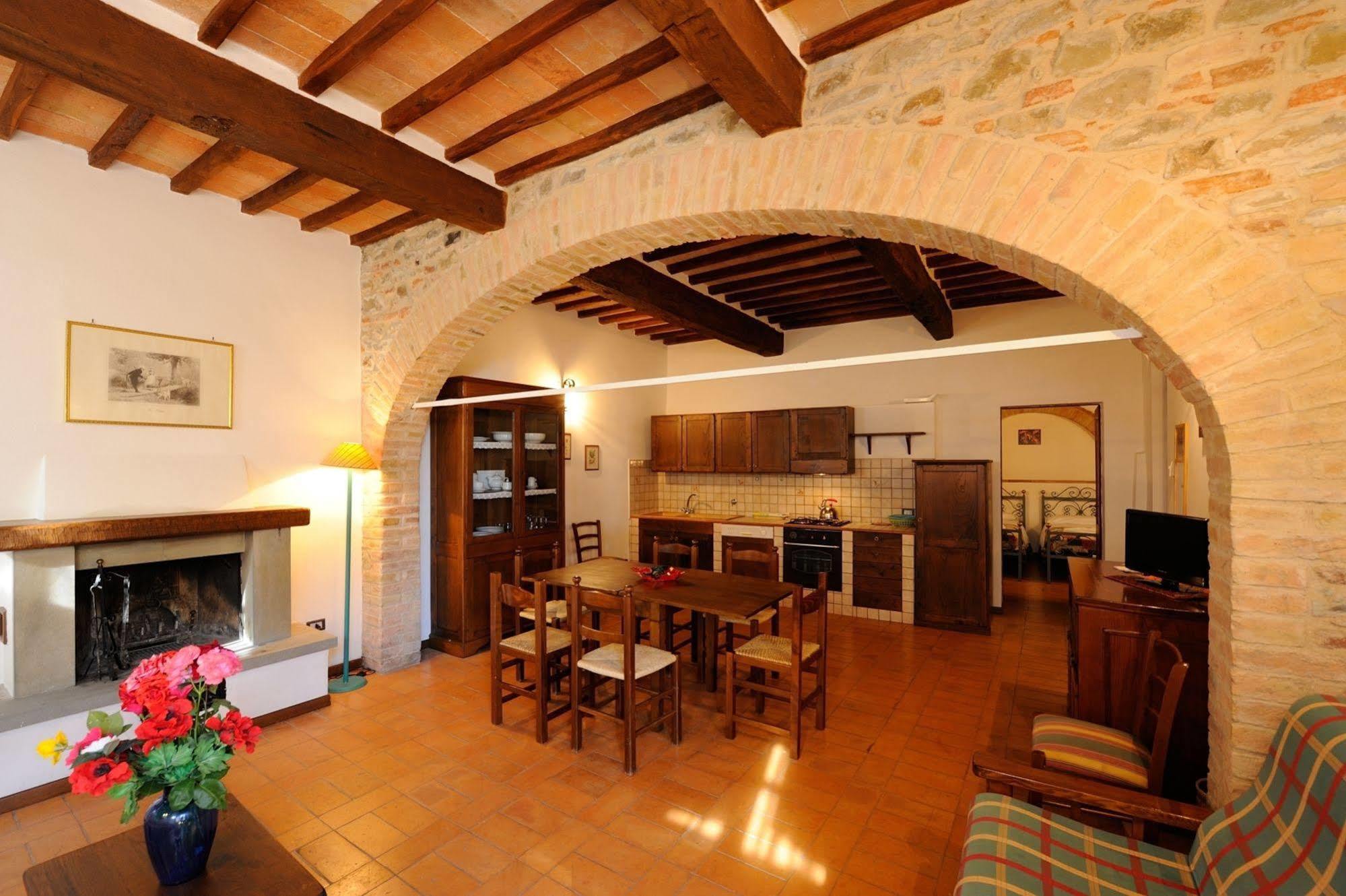 Hôtel Relais Borgo Torale à Passignano sul Trasimeno Extérieur photo