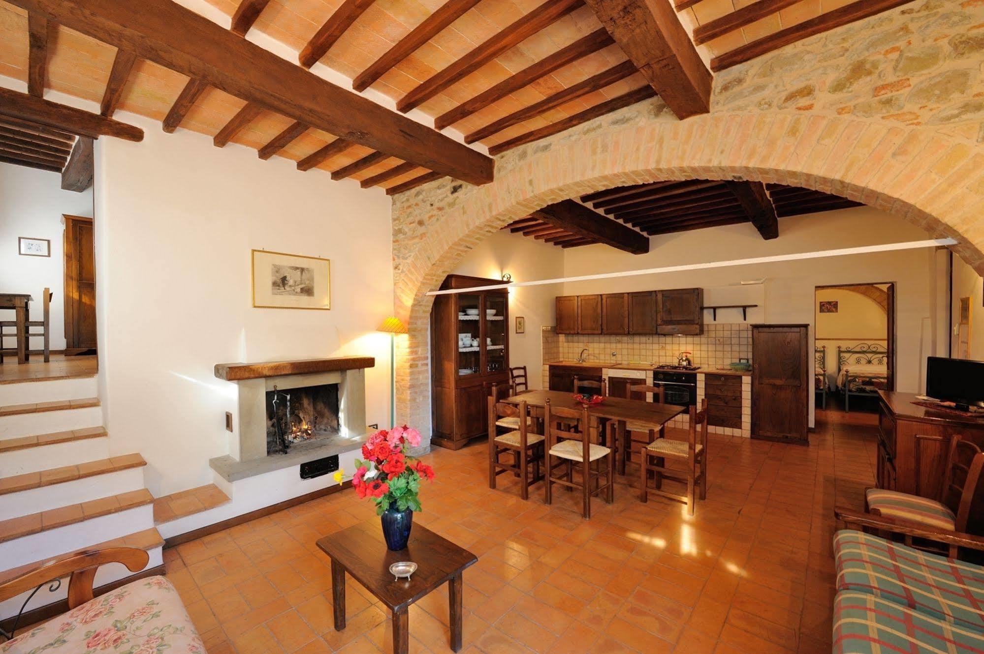 Hôtel Relais Borgo Torale à Passignano sul Trasimeno Extérieur photo