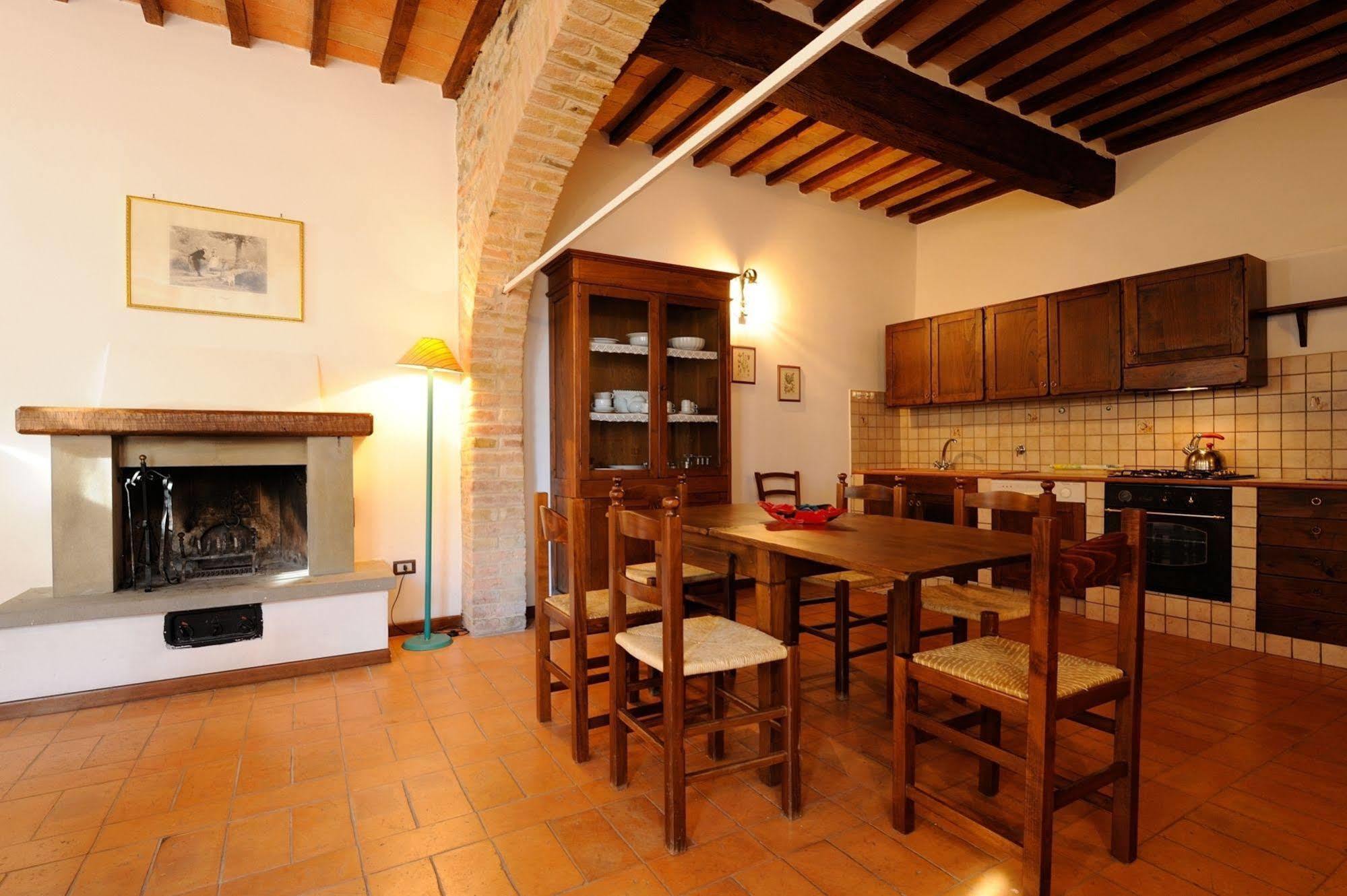 Hôtel Relais Borgo Torale à Passignano sul Trasimeno Extérieur photo