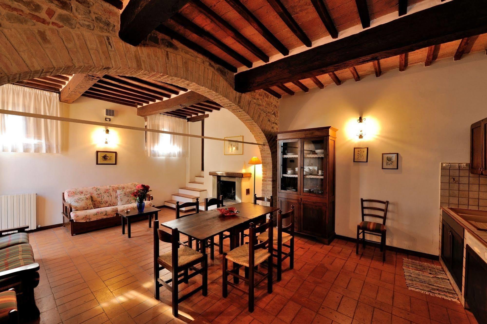 Hôtel Relais Borgo Torale à Passignano sul Trasimeno Extérieur photo